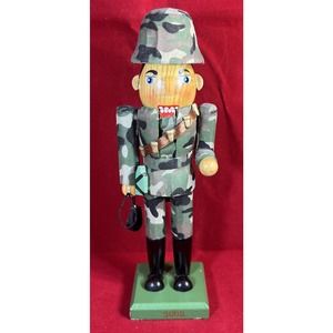 Army Nutcracker 8” Camo Military Limited Edition 2008. *Pre -Owned*